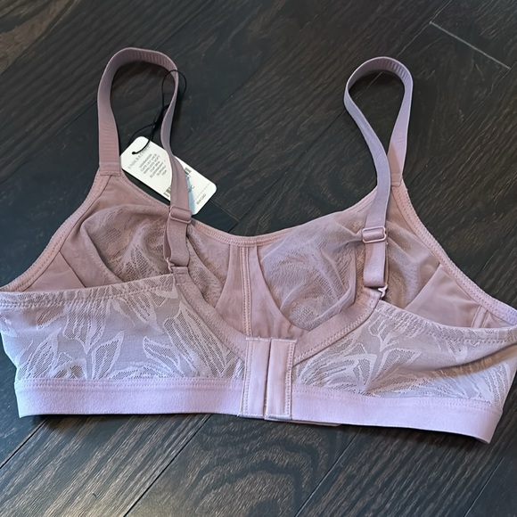 NWT lace wireless soft bra size 34B/C in lilac - Picture 5 of 7